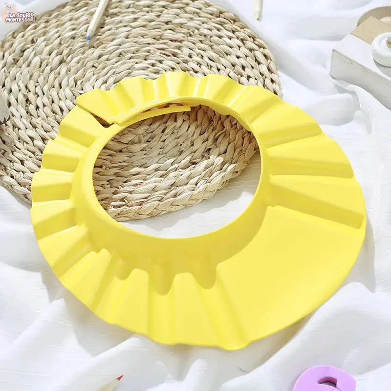 Baby Shower Soft Cap Adjustable Hair Wash Hat for Kids Ear Protection Safe Children Shampoo Bathing Shower Protect Head Cover La Souris Montessori